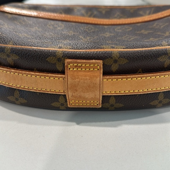 Louis Vuitton Jeune Fille Monogram Vintage Shoulder Bag 100% Authentic - Picture 7 of 16